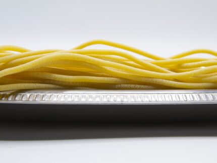 Pasta di legumi, spaghetti con farina d fave